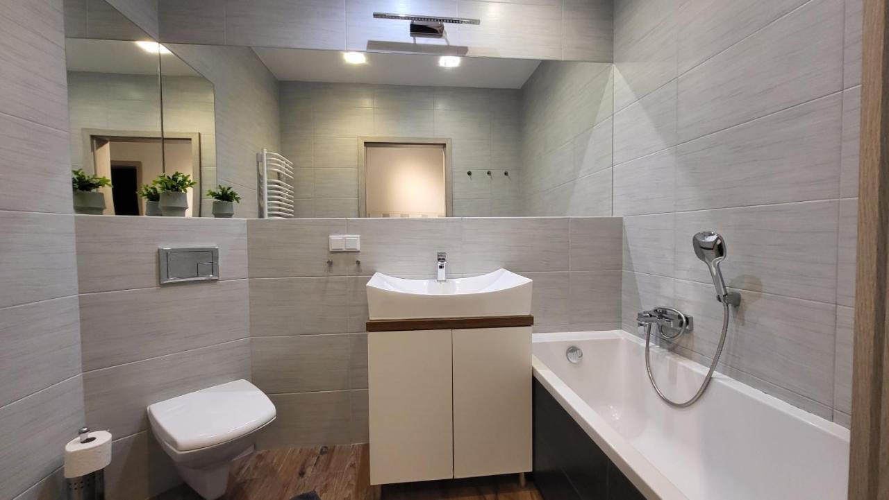 Apartament Czerwone Maki Cracovia Esterno foto